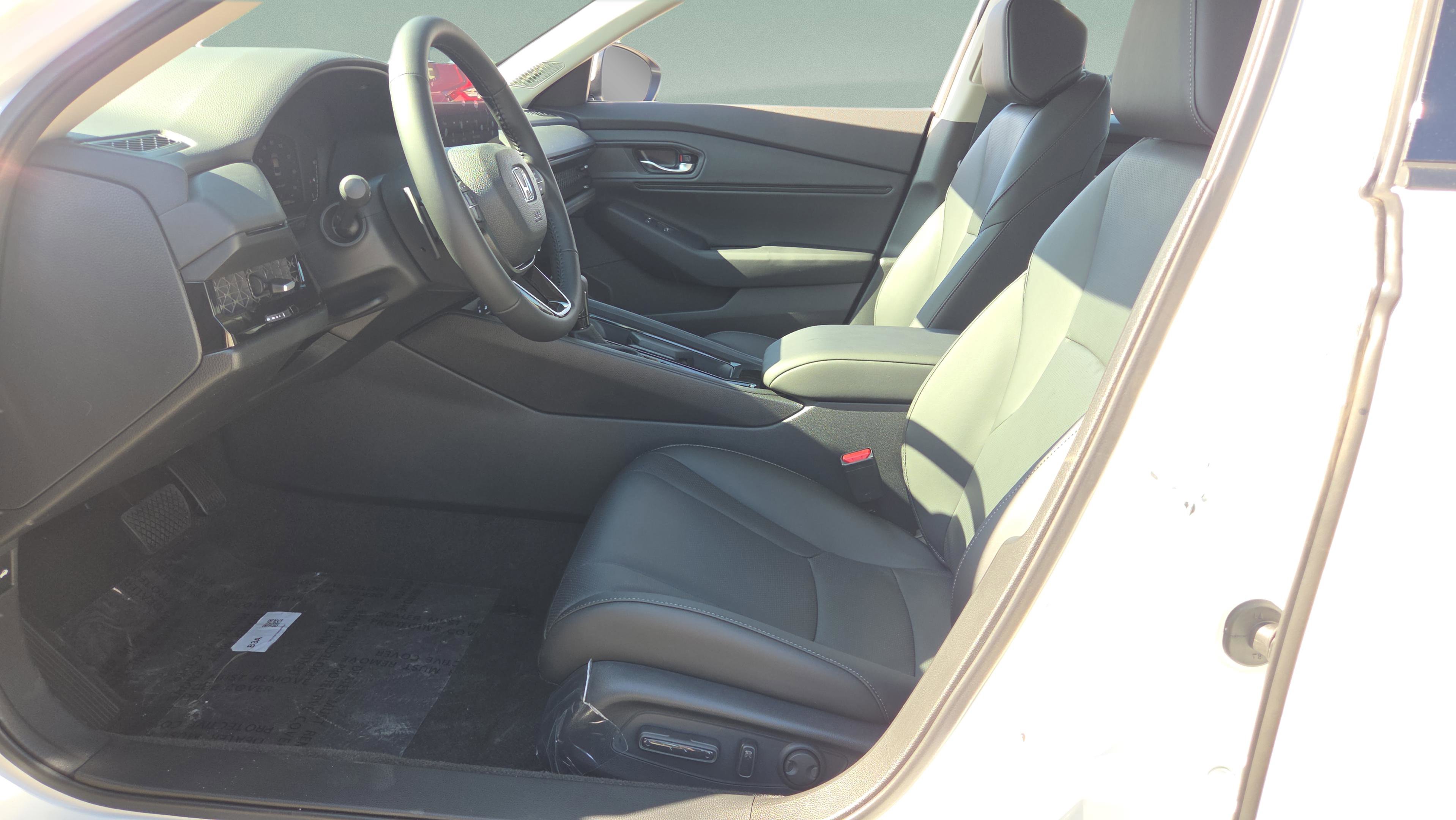 New 2026 Honda Accord EX-L image 9