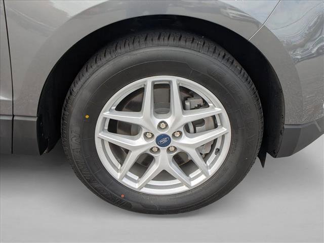 Used 2021 Ford Edge SE image 10