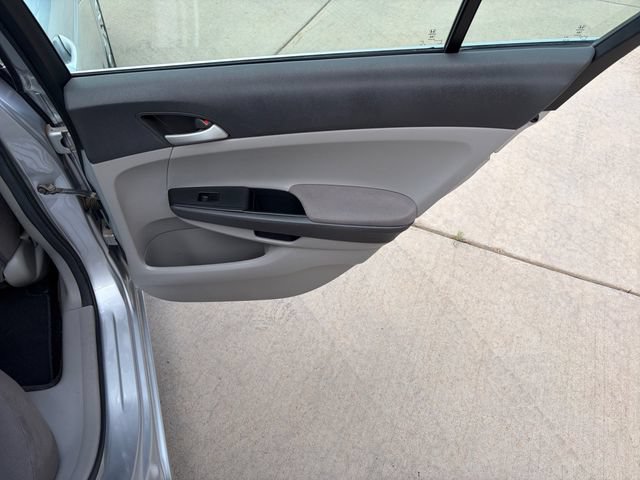 Used 2010 Honda Accord LX image 29