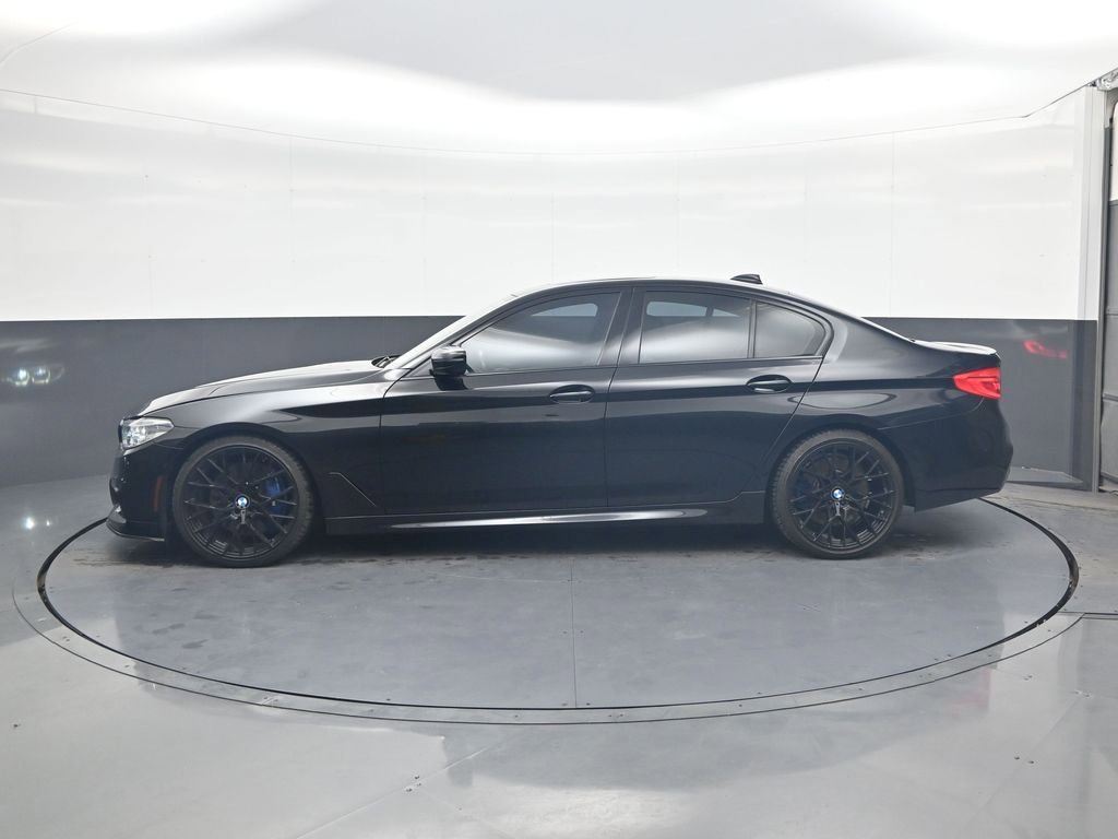 Used 2020 BMW M550i xDrive image 2