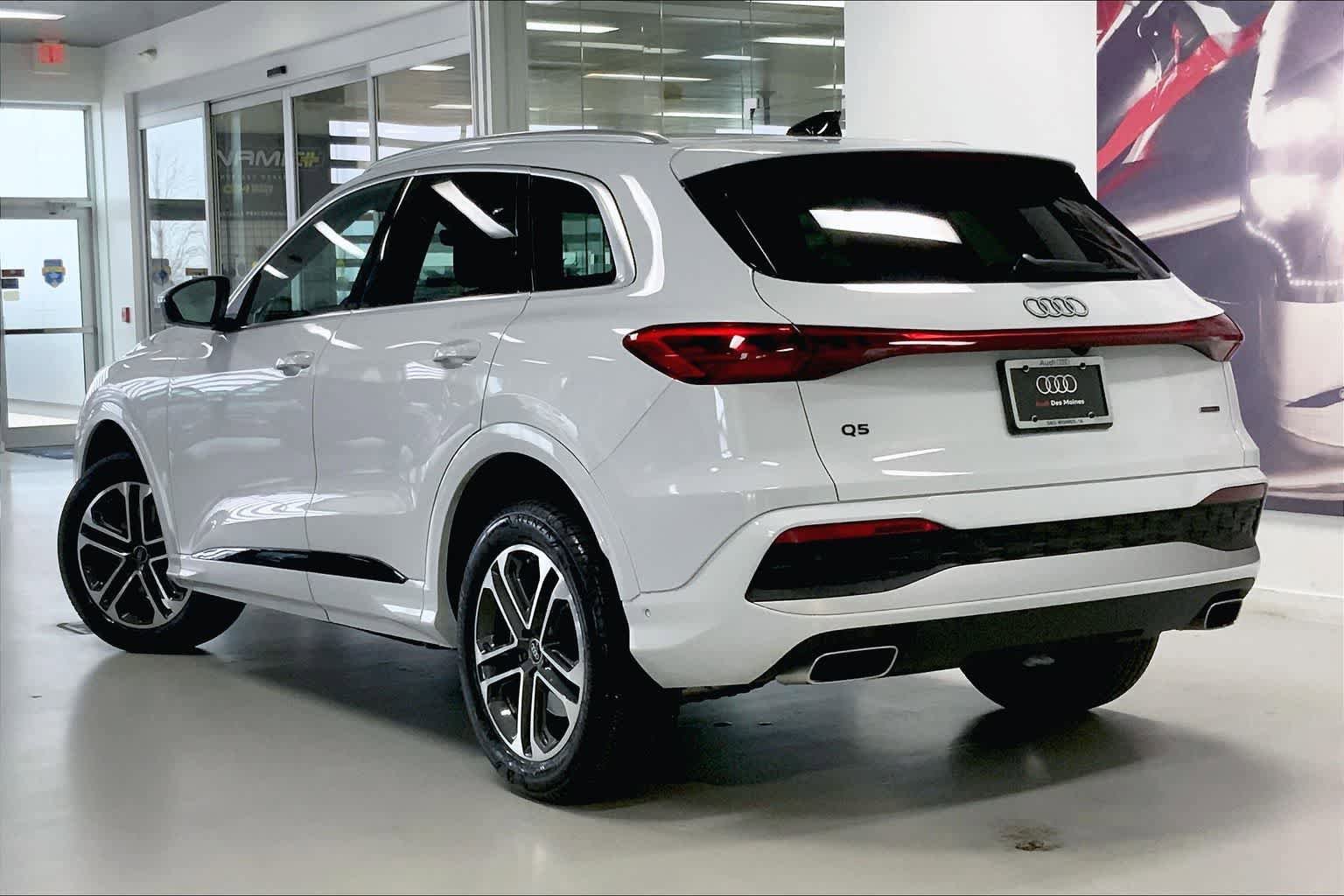 Certified 2025 Audi Q5 Premium w/ Premium Plus AWD/4WD image 4