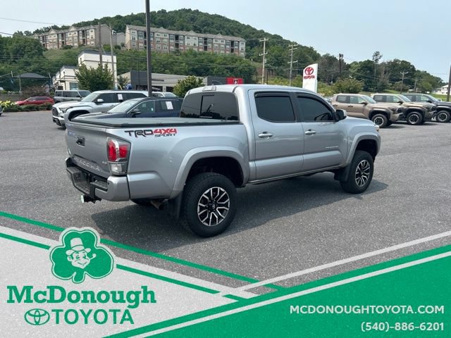 Used 2021 Toyota Tacoma TRD Sport w/ Technology Package AWD/4WD image 4
