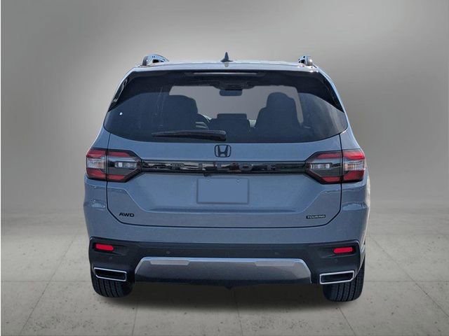 New 2026 Honda Pilot Touring image 4