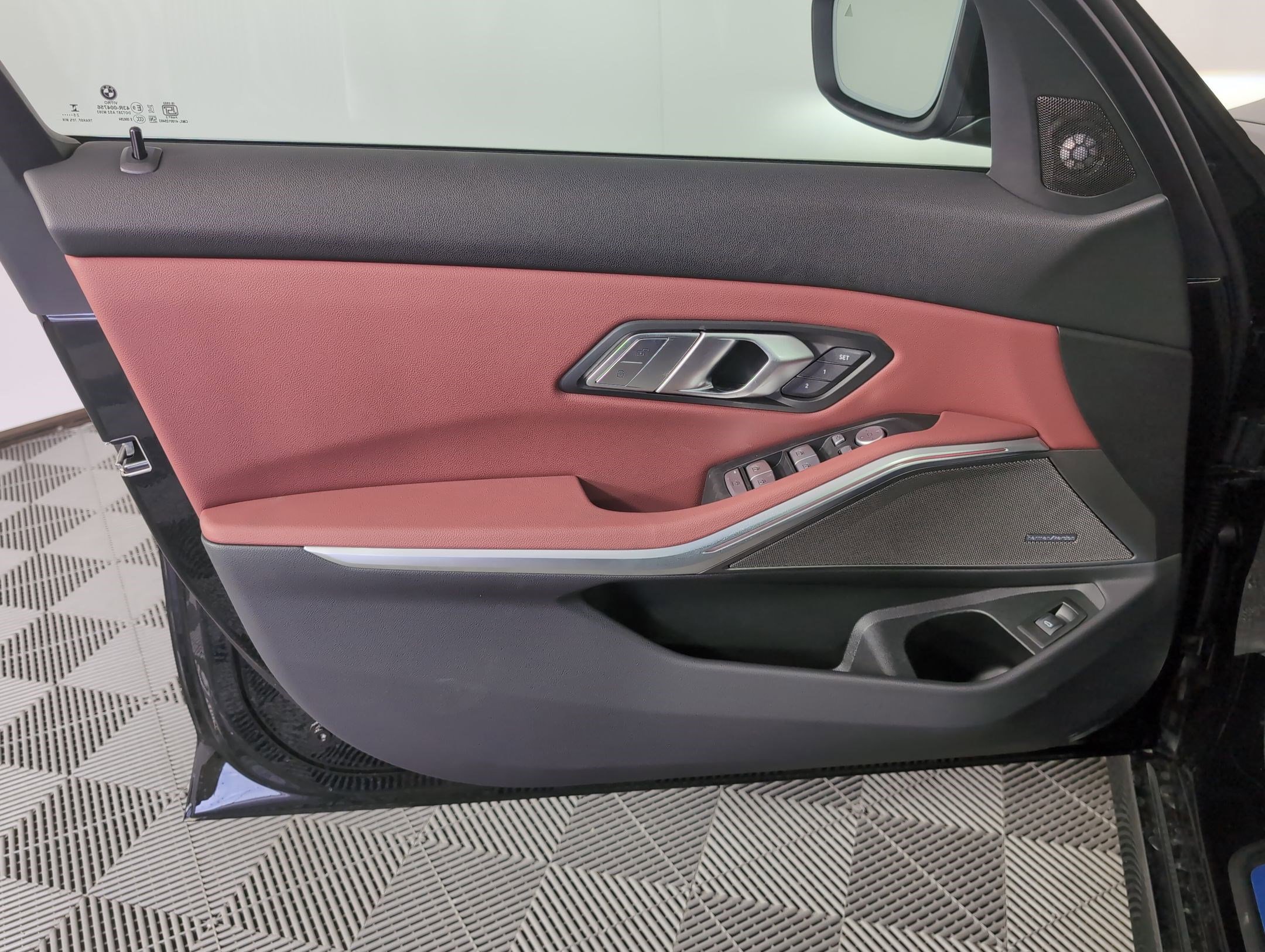 Used 2026 BMW 330i xDrive Sedan w/ Premium Package image 10