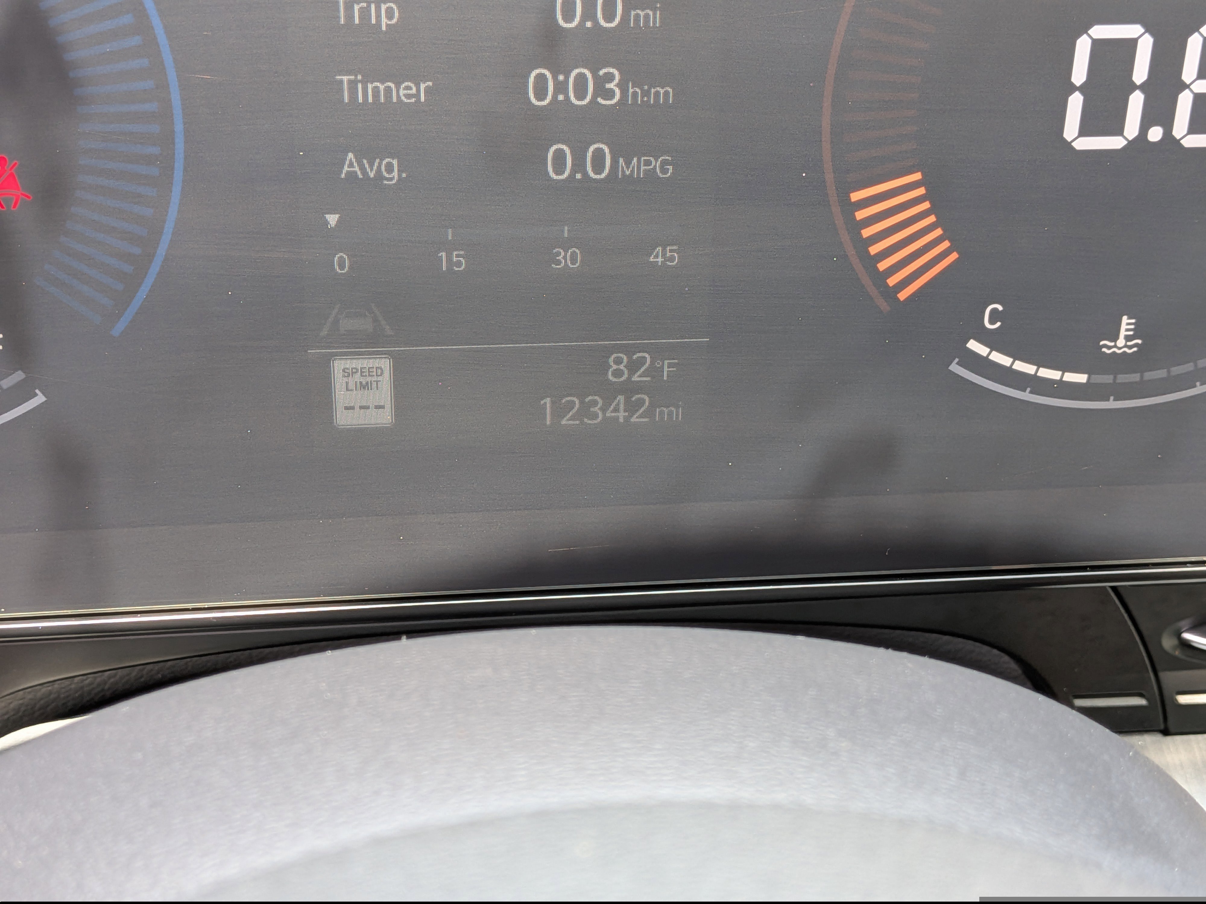 Used 2024 Hyundai Kona SEL image 28