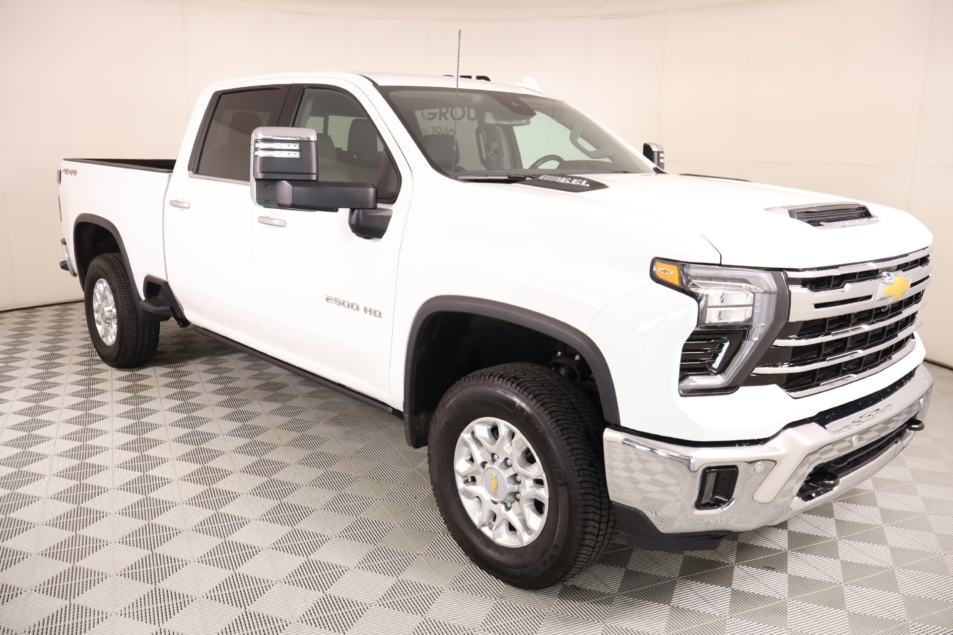 Used 2025 Chevrolet Silverado 2500 LTZ w/ LTZ Convenience Package