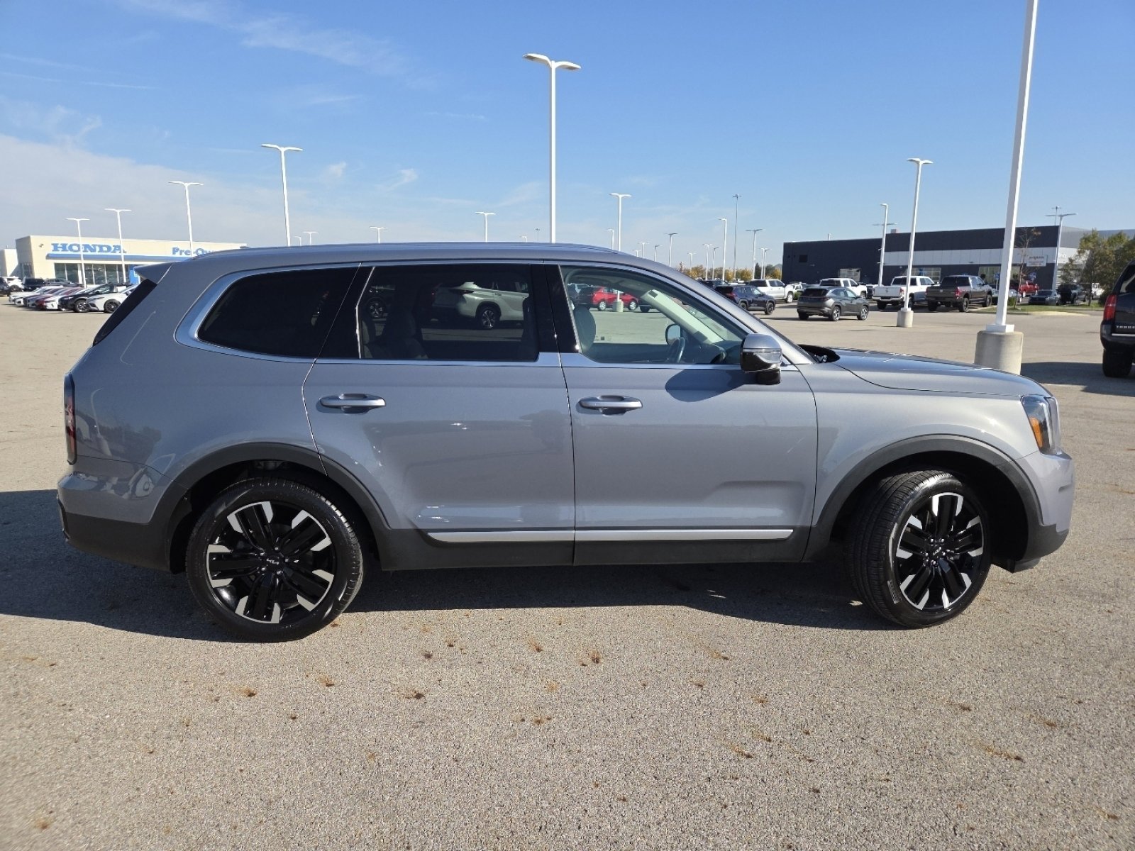 Used 2024 Kia Telluride SX image 19