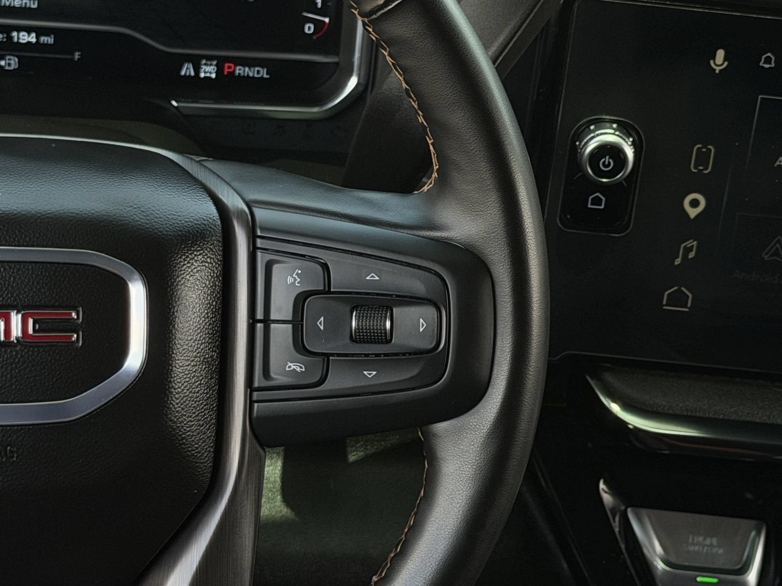 Used 2025 GMC Sierra 2500 AT4 w/ AT4 Premium Plus Package AWD/4WD image 19