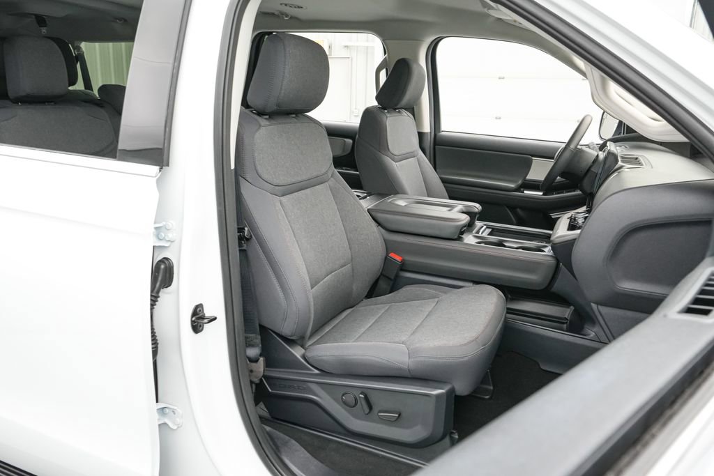 Certified 2025 Ford Expedition Max Active AWD/4WD image 26