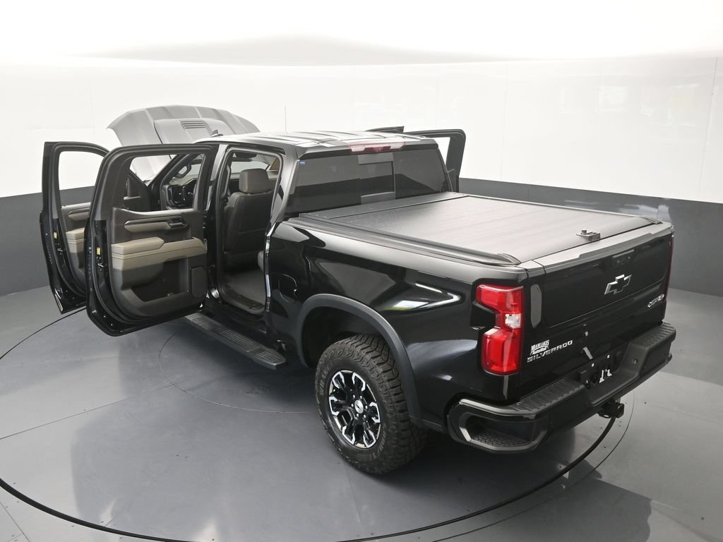 Used 2025 Chevrolet Silverado 1500 ZR2 w/ Technology Package AWD/4WD image 78