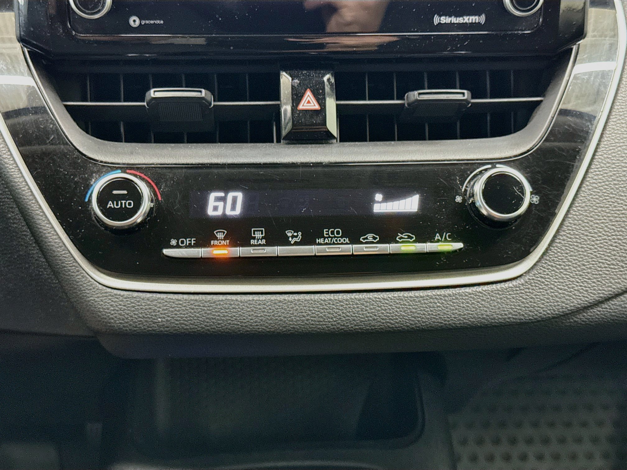 Used 2022 Toyota Corolla LE FWD image 22