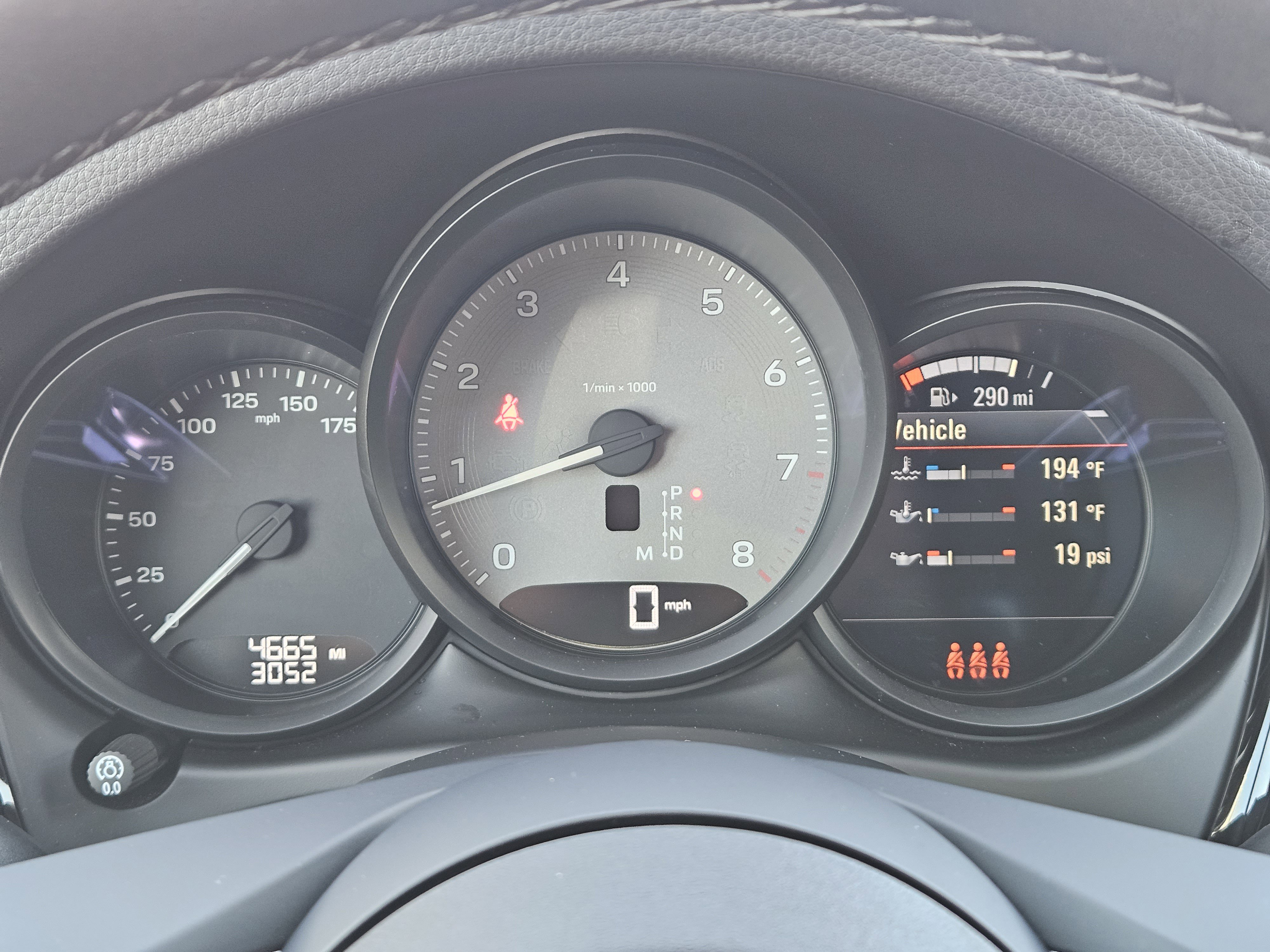 Certified 2025 Porsche Macan S image 16