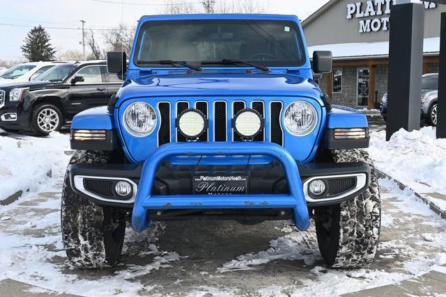 Used 2021 Jeep Wrangler Unlimited Sahara image 2