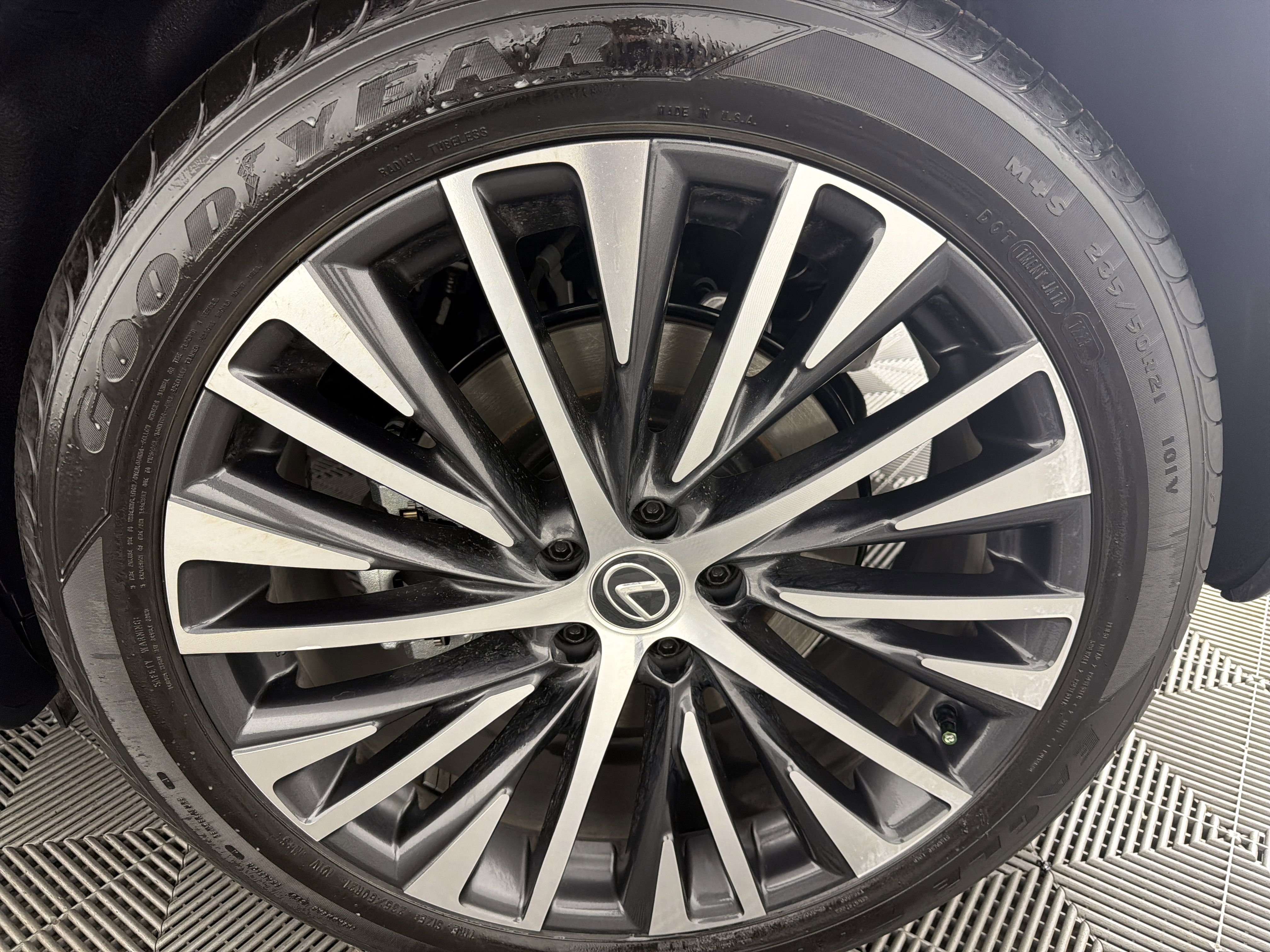 Used 2023 Lexus RX 350 w/ Cold Area Package image 3