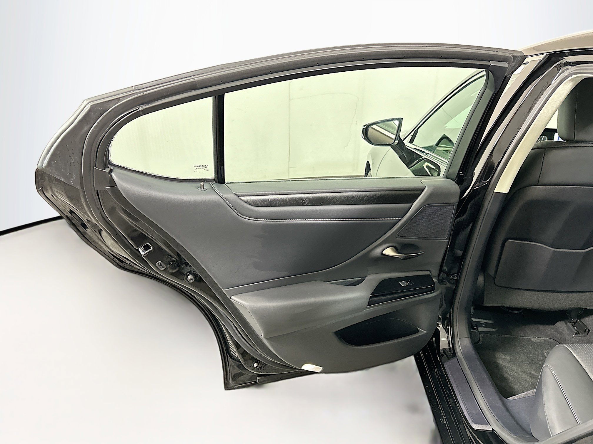 Used 2024 Lexus ES 350 w/ Premium Package image 28