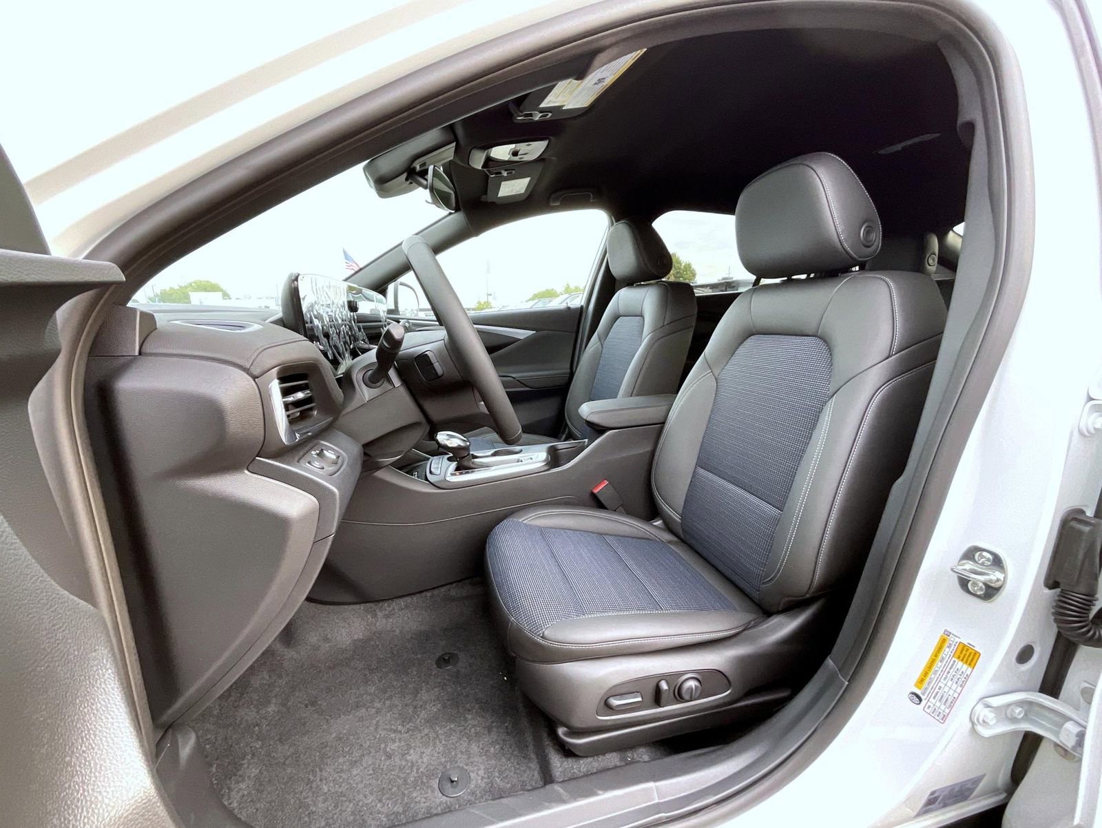 New 2026 Buick Envista Preferred w/ Convenience I Package image 10