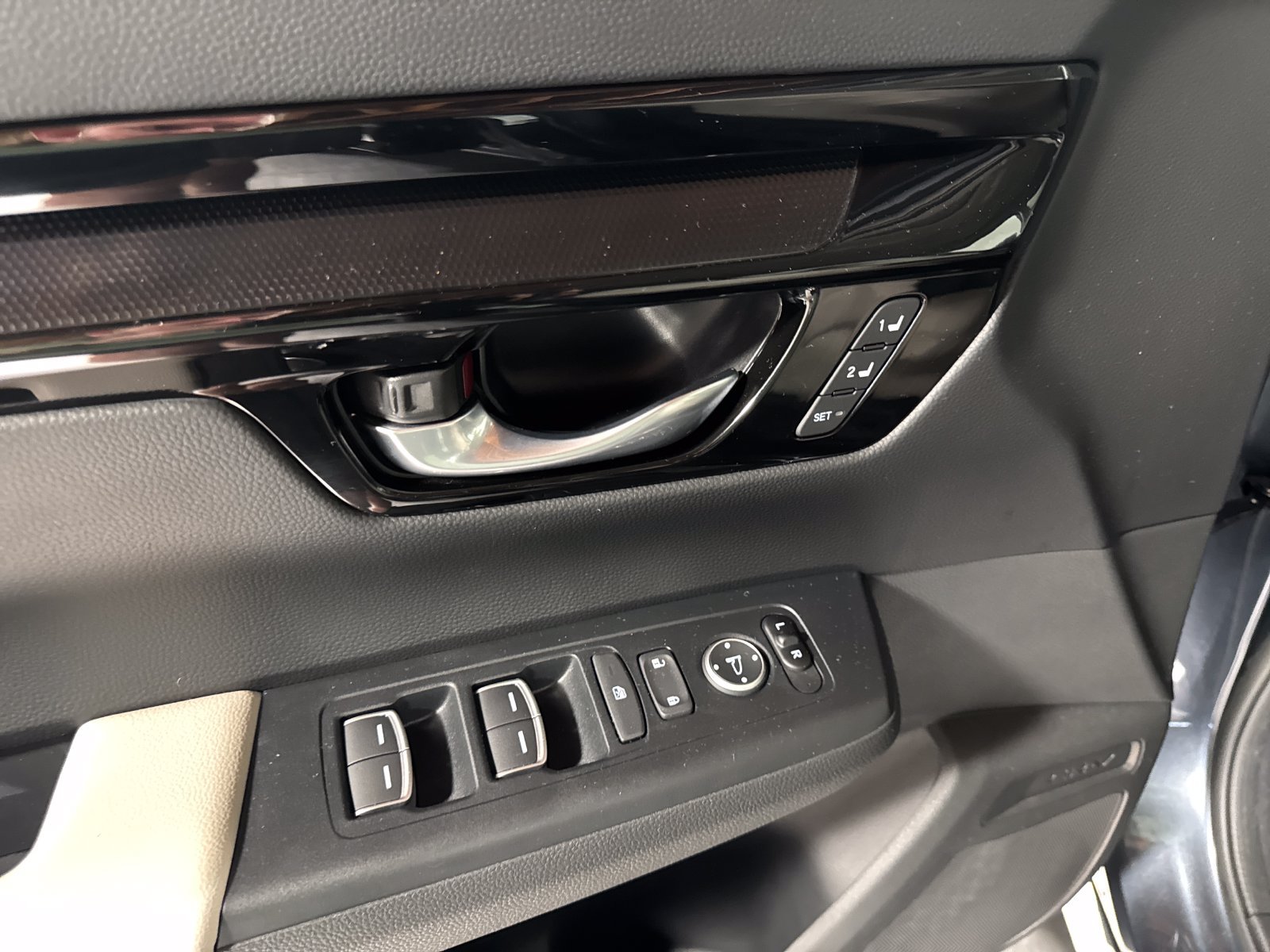 Certified 2024 Honda CR-V EX-L image 12