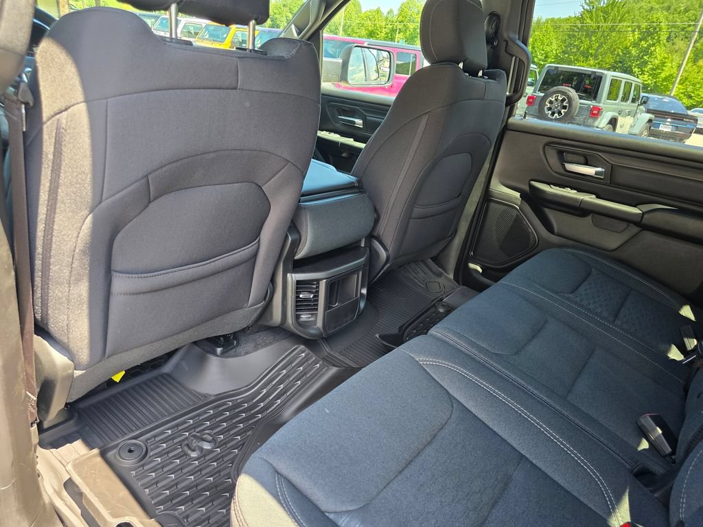 New 2026 RAM 1500 Warlock AWD/4WD image 21