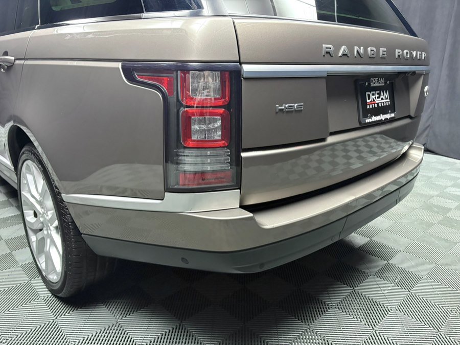 Used 2017 Land Rover Range Rover HSE image 15