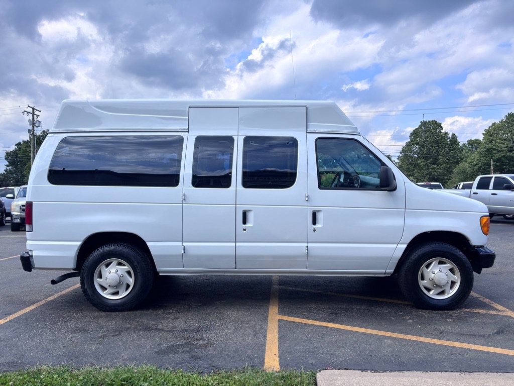 Used 2007 Ford E-250 and Econoline 250 RWD image 5