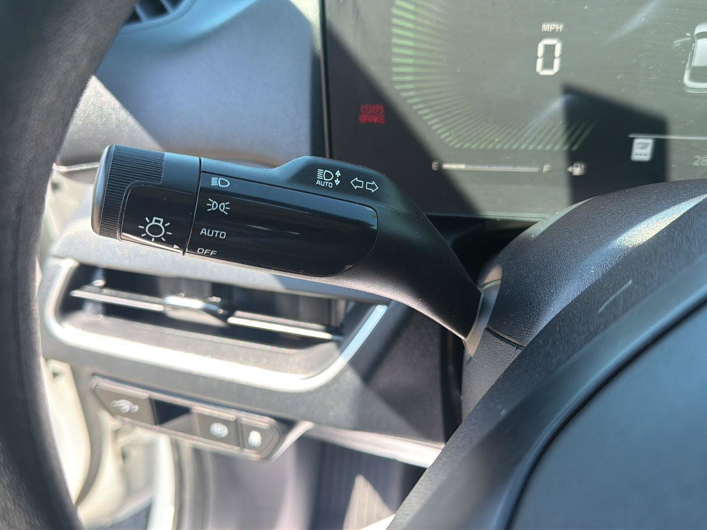 Used 2025 Kia K4 FWD image 20