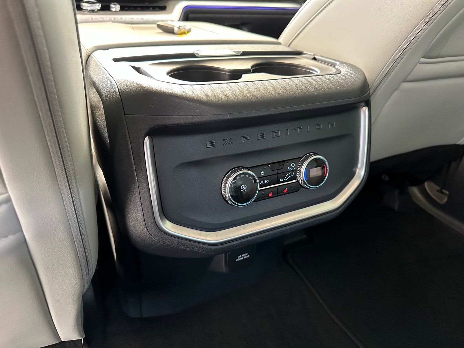 Certified 2025 Ford Expedition Platinum AWD/4WD image 33