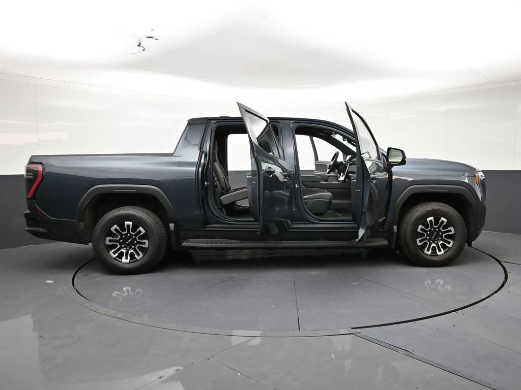 Used 2026 GMC Sierra EV Elevation image 31