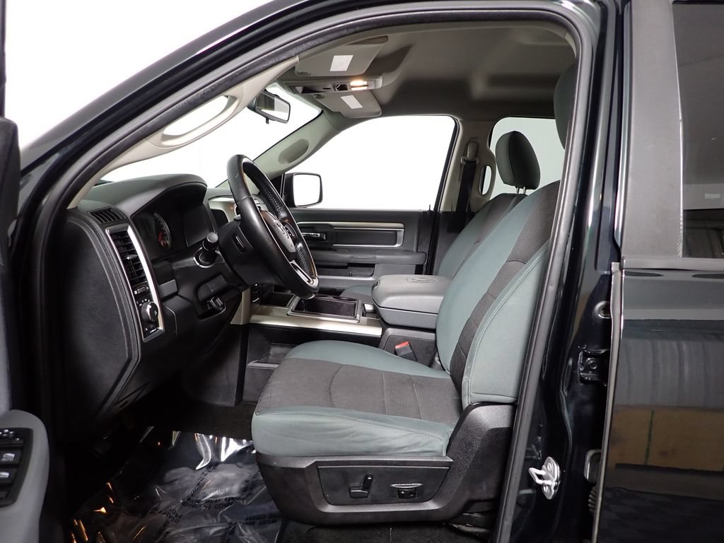 Used 2015 RAM 1500 Big Horn AWD/4WD image 21