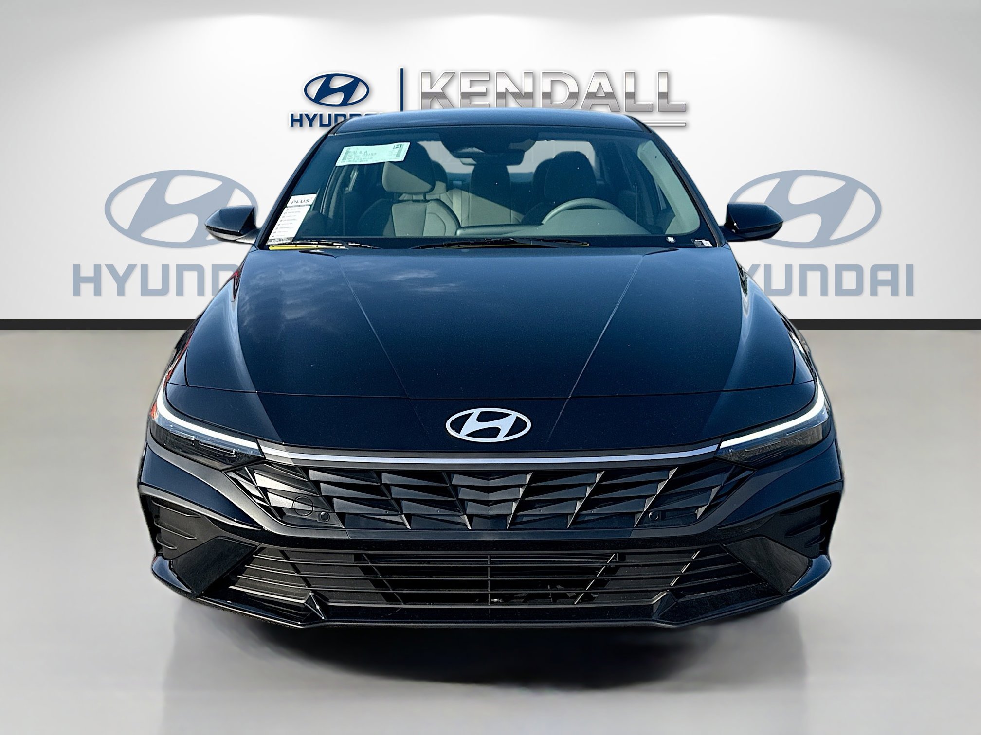 New 2026 Hyundai Elantra SE image 2