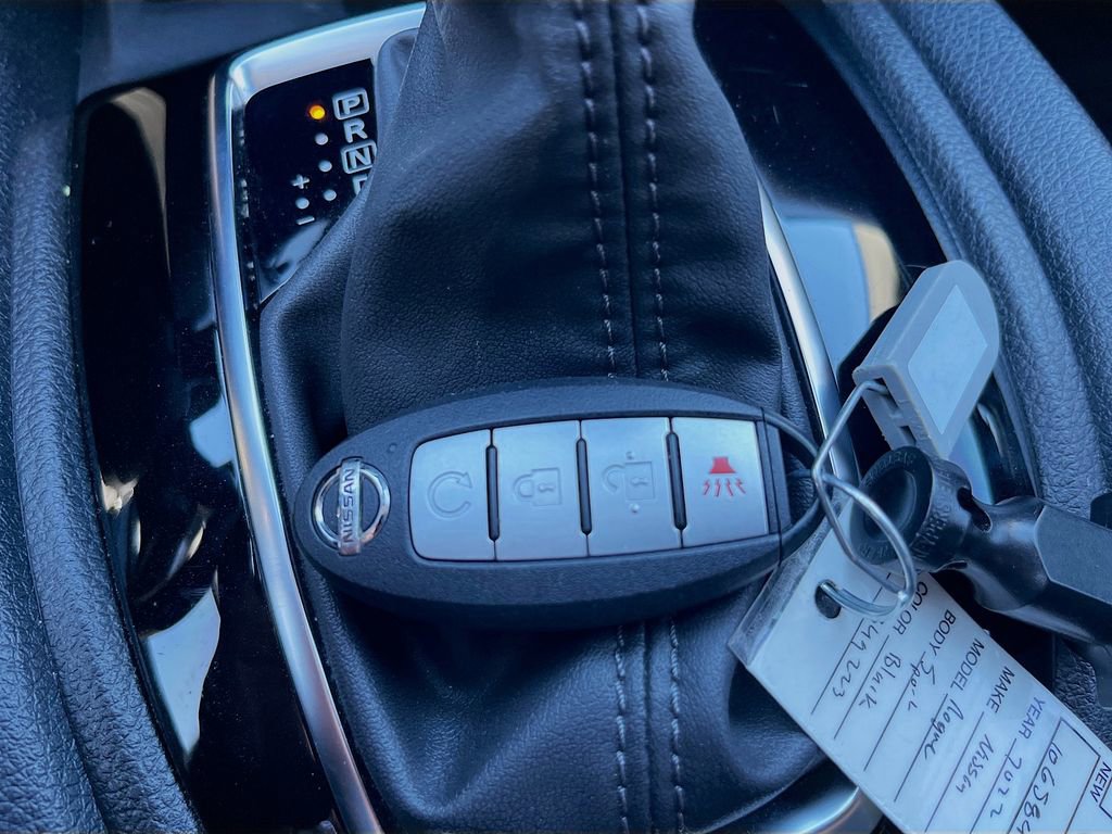 Used 2022 Nissan Rogue Sport SL w/ Premium Package image 35