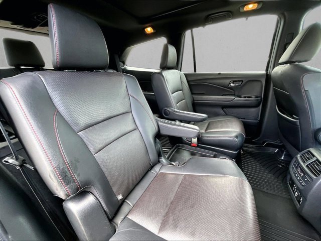Used 2022 Honda Pilot Black Edition image 29