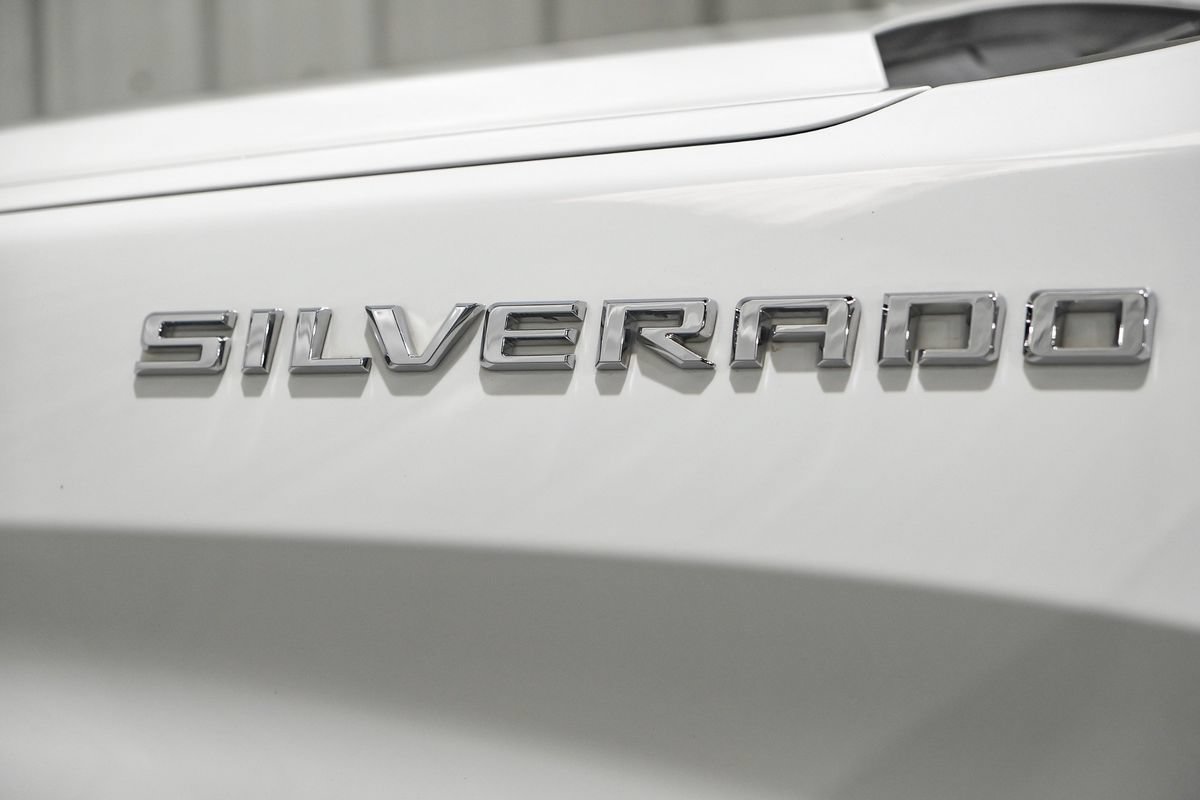 Used 2021 Chevrolet Silverado 1500 LTZ RWD image 49