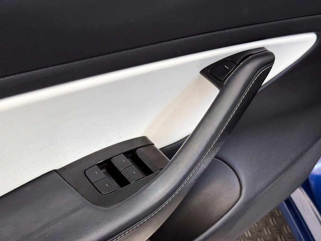 Used 2019 Tesla Model 3 Long Range RWD image 14