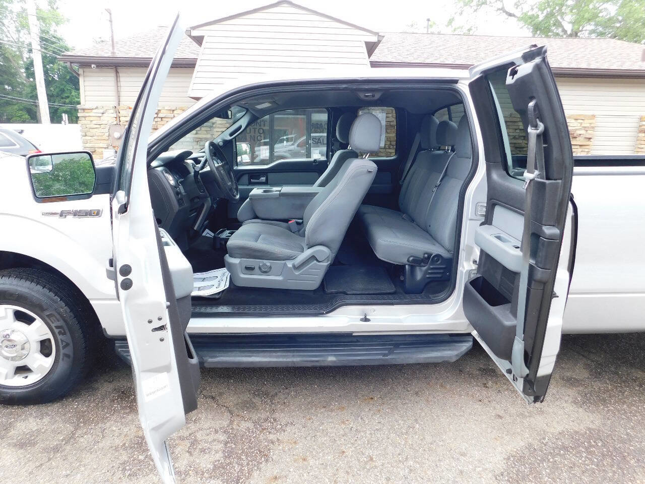 Used 2012 Ford F150 XLT w/ XLT Convenience Pkg image 19