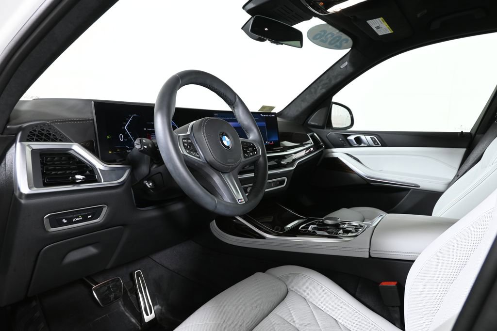 Certified 2026 BMW X7 xDrive40i w/ M Sport Package image 15