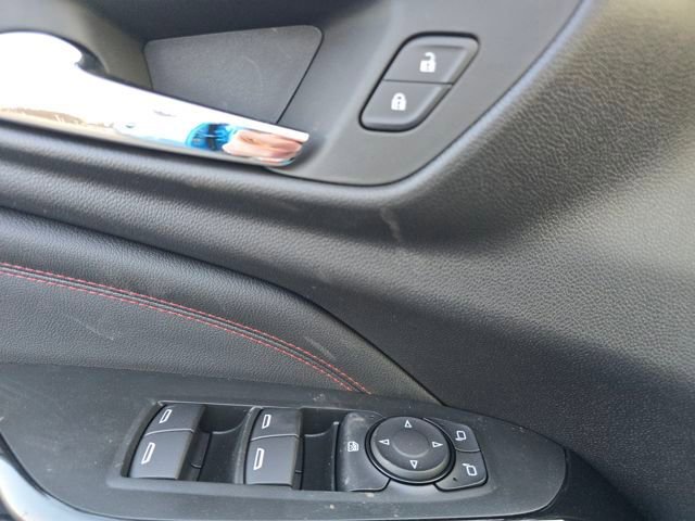 New 2026 Chevrolet Trax RS w/ Sunroof Package image 27