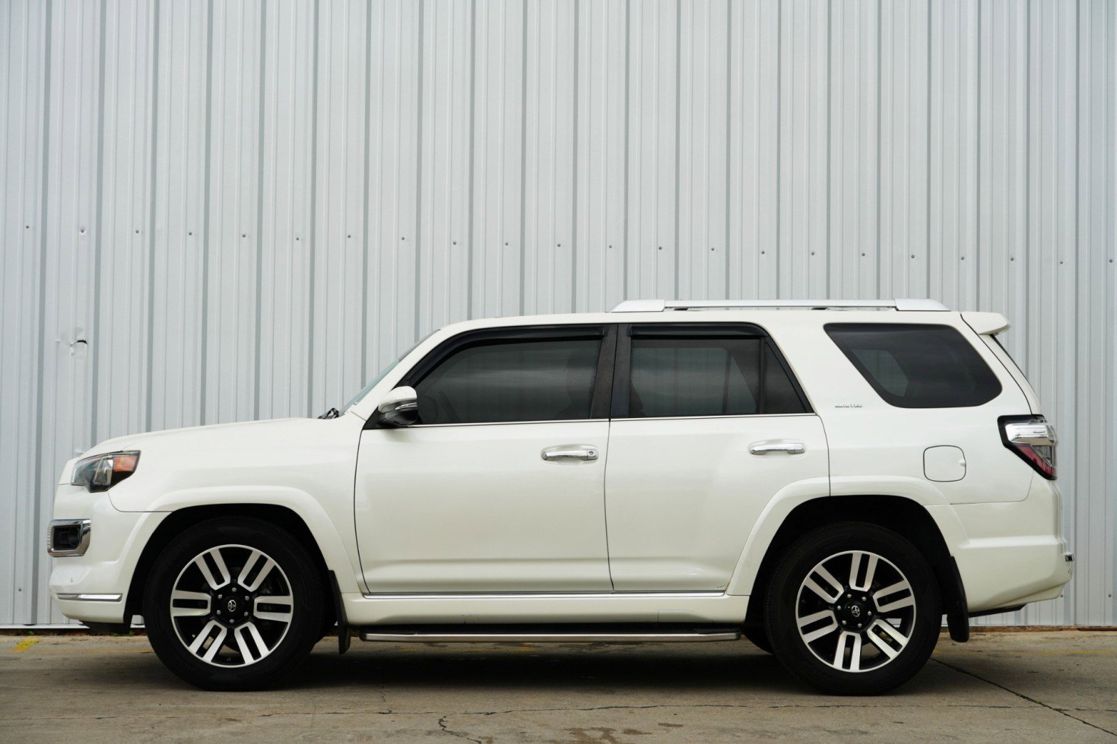 Used 2019 Toyota 4Runner Limited RWD image 8