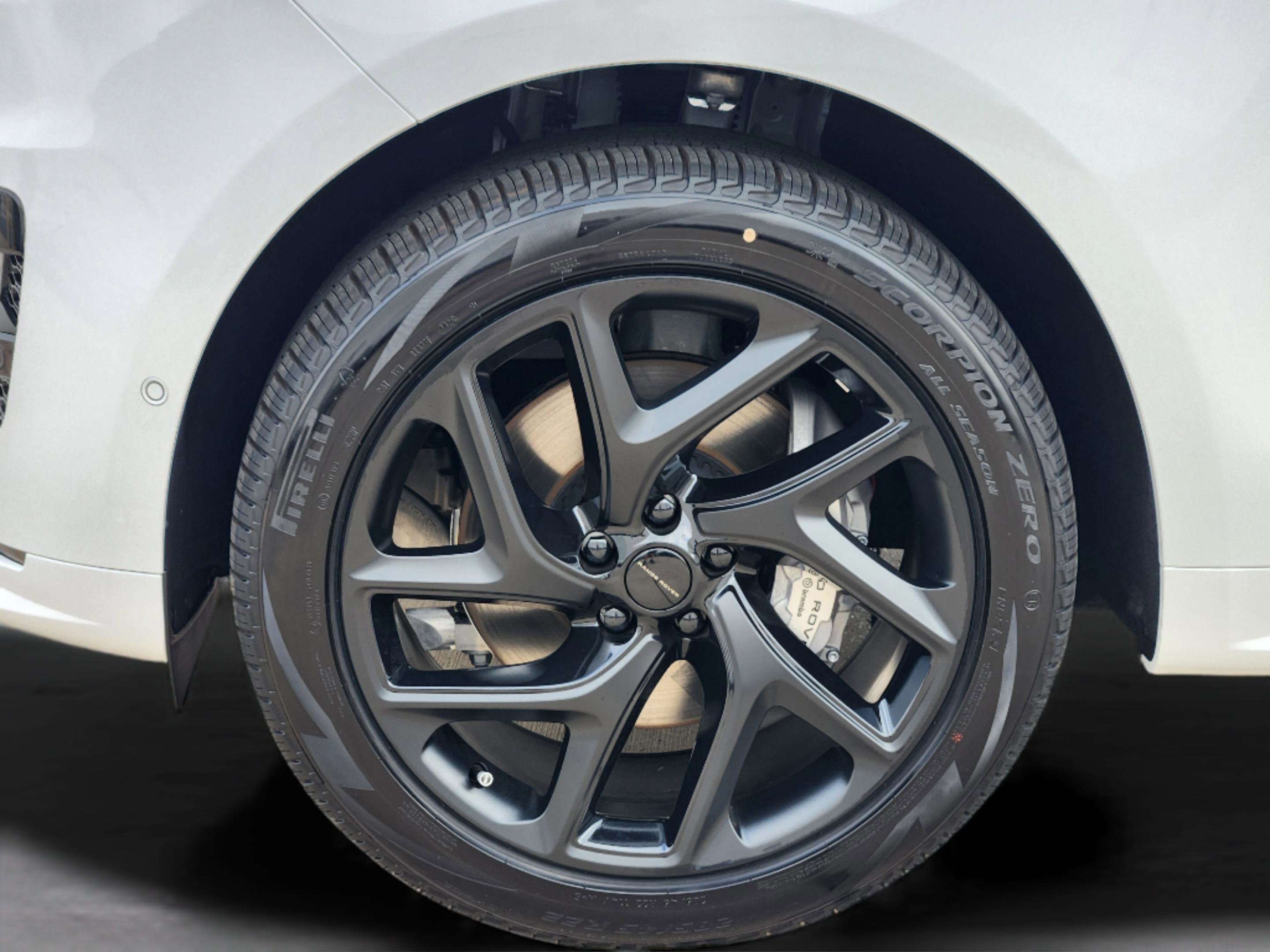 New 2026 Land Rover Range Rover Sport Dynamic SE AWD/4WD image 29
