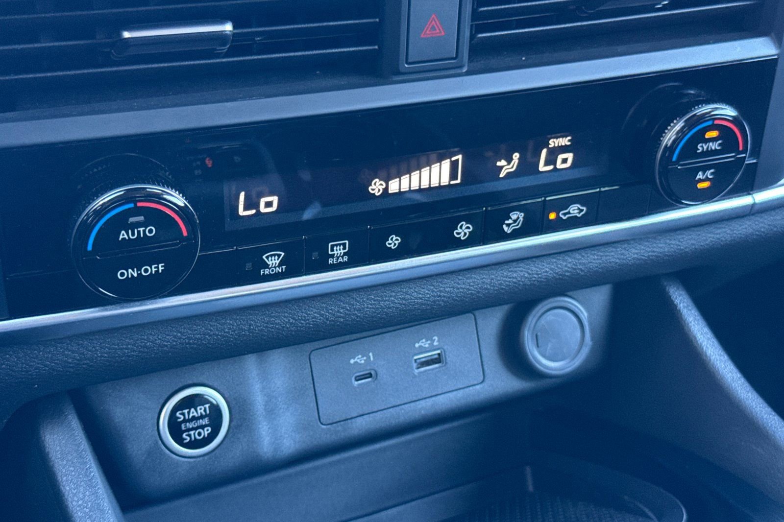 Used 2023 Nissan Rogue SV image 19