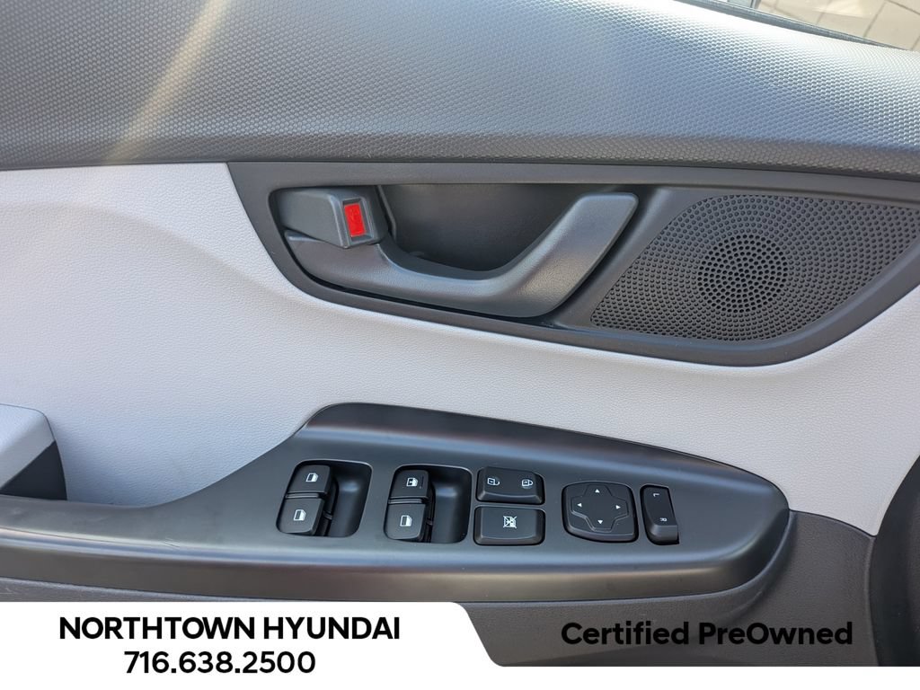 Certified 2023 Hyundai Kona SE AWD/4WD image 29