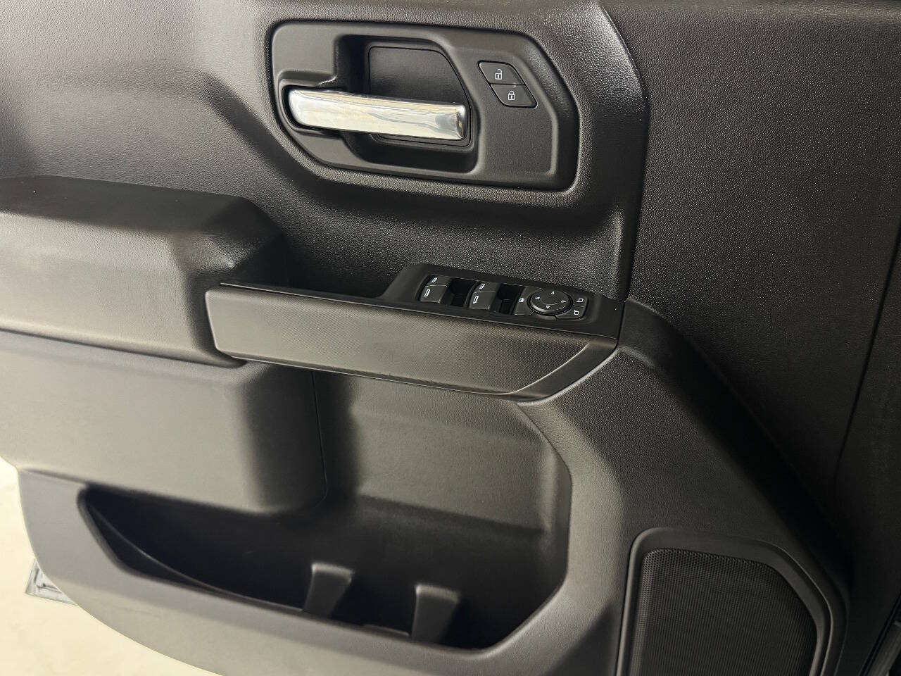 Used 2021 Chevrolet Silverado 1500 Custom w/ LPO, Dark Essentials Package RWD image 71