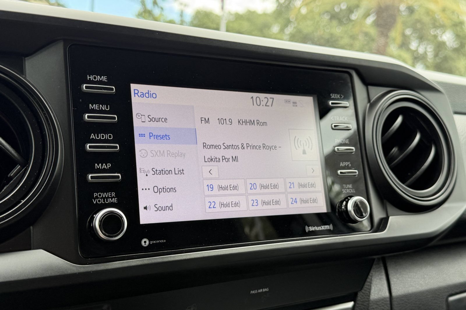 Used 2021 Toyota Tacoma SR RWD image 17