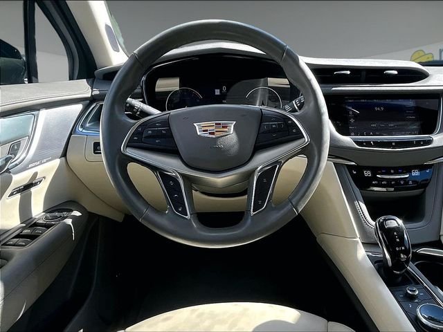 Used 2021 Cadillac XT5 Premium Luxury AWD/4WD image 5