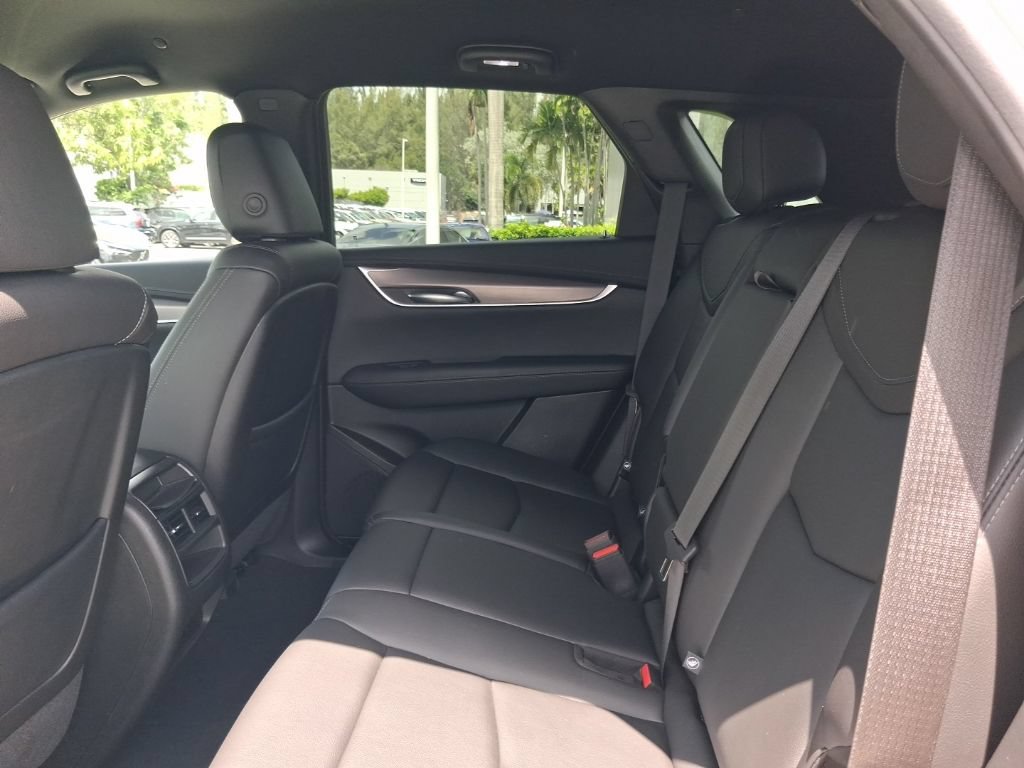 Used 2023 Cadillac XT5 Luxury FWD image 7