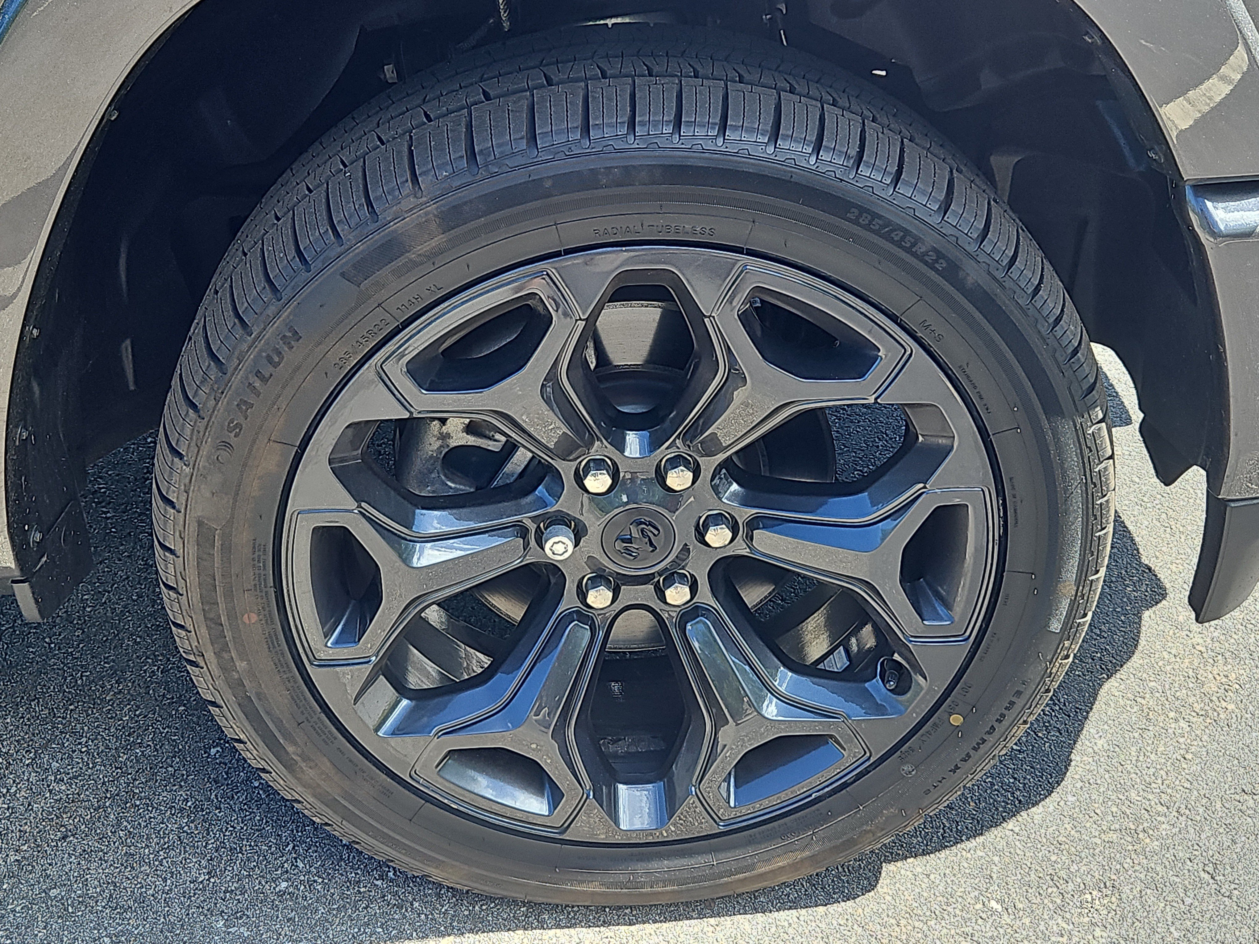 Used 2023 RAM 1500 Limited AWD/4WD image 13