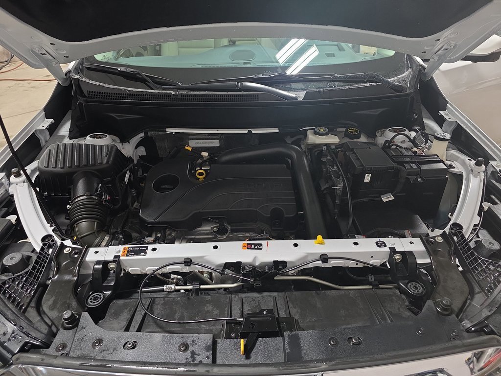 Used 2024 GMC Terrain Denali w/ Denali Premium Package image 37