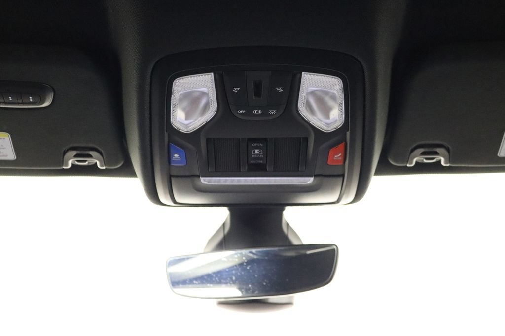 Used 2023 RAM 1500 Big Horn AWD/4WD image 24