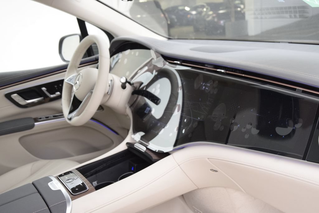 New 2026 Mercedes-Benz EQS 400 4MATIC SUV image 15