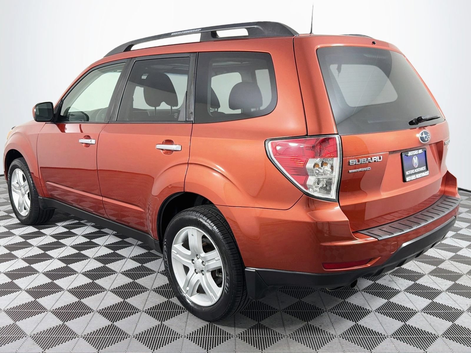 Used 2010 Subaru Forester 2.5X Premium AWD/4WD image 8