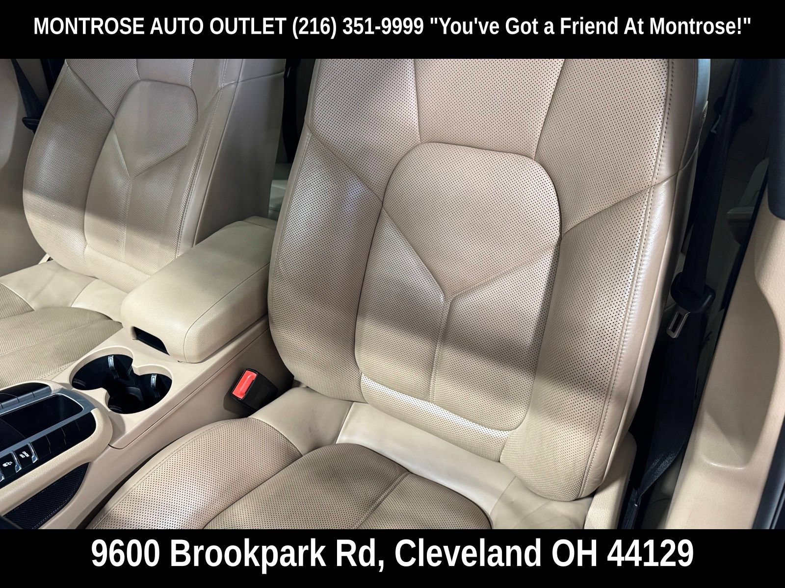 Used 2020 Porsche Macan AWD/4WD image 31
